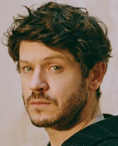 Иван Реон (Iwan Rheon).