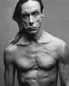 Игги Поп (Iggy Pop), настоящее имя - Джеймс Ньюэл Остерберг-младший (James Newell Osterberg, Jr.).