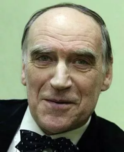 Юрий Сергеевич Лазарев.