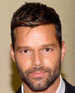 Рики Мартин (Ricky Martin), урождённый Энрике Мартин Моралес (Enrique Martín Morales).