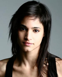 София Бутелла (фр. Sofia Boutella, араб. صوفيا بوتلة).