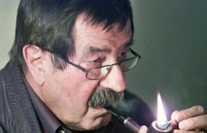 Гюнтер Грасс (нем. Günter Grass или Graß).