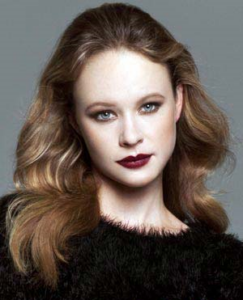 Тора Берч (Thora Birch).