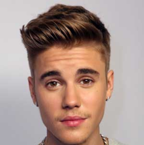 Джастин Дрю Бибер (Justin Drew Bieber).