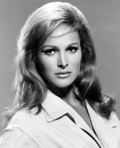 Урсула Андресс (Ursula Andress).